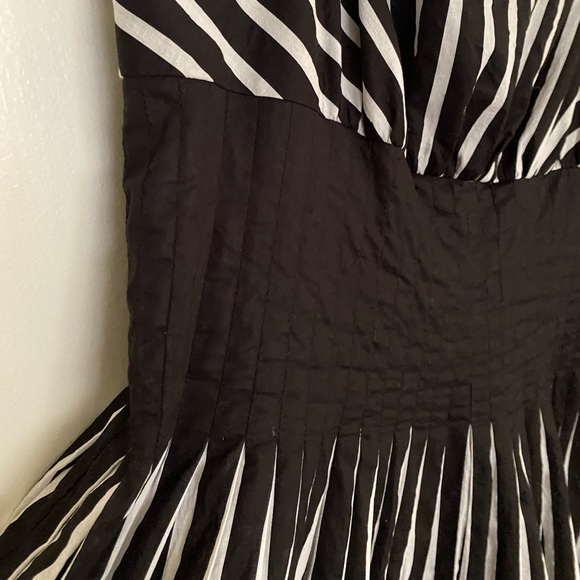 WHBM White House Black Market Striped Summer Dress - Picture 2 of 5